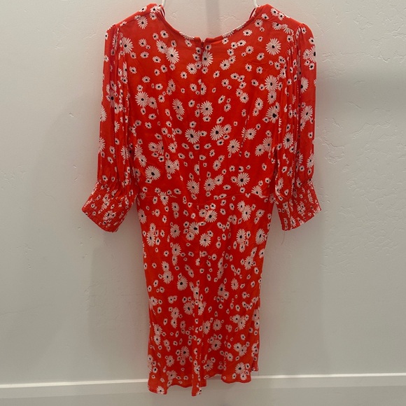 RIXO Red and White Floral Mini Dress - Picture 4 of 5